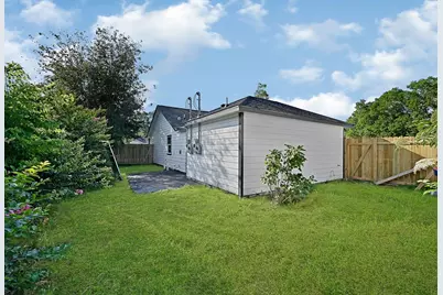 6910 Kassarine Pass, Houston, TX 77033 - Photo 15