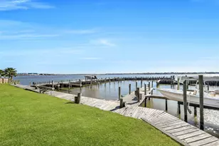 4011 Nasa Rd 1 Pkwy, El Lago, TX 77586 - Photo 27