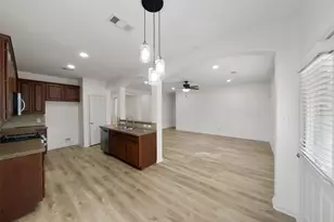 438 Oak Gate Dr, Conroe, TX 77304 - Photo 15