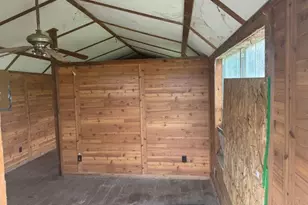 826 Ave C, Sinton, TX 78387 - Photo 7