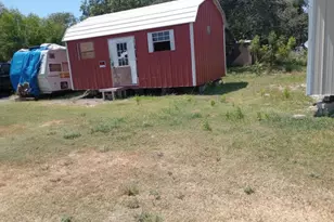 826 Ave C, Sinton, TX 78387 - Photo 13