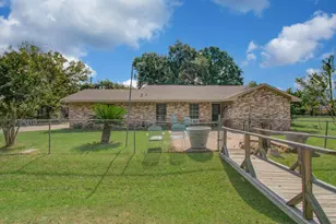 809 Collins St, Richmond, TX 77469 - Photo 39