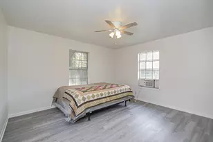 809 Collins St, Richmond, TX 77469 - Photo 19