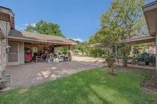 809 Collins St, Richmond, TX 77469 - Photo 9