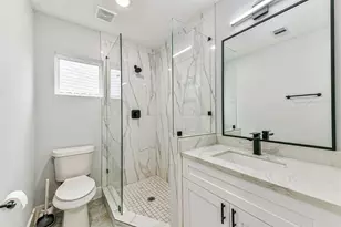 9202 Buffum St, Houston, TX 77051 - Photo 15
