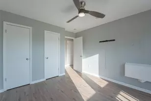 21801 Zachary Dr, Galveston, TX 77554 - Photo 23