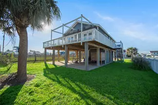 21801 Zachary Dr, Galveston, TX 77554 - Photo 31