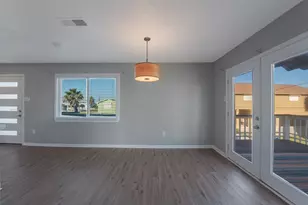 21801 Zachary Dr, Galveston, TX 77554 - Photo 13