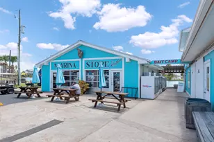 21801 Zachary Dr, Galveston, TX 77554 - Photo 39