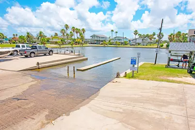 21801 Zachary Drive, Galveston, TX 77554 - Photo 41