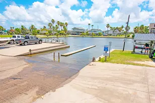 21801 Zachary Dr, Galveston, TX 77554 - Photo 41