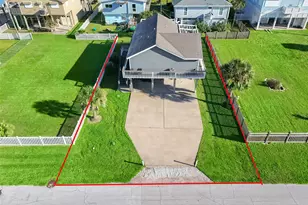 21801 Zachary Dr, Galveston, TX 77554 - Photo 3