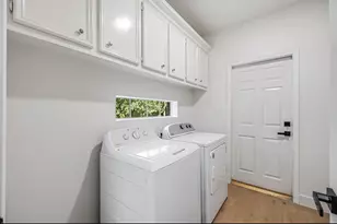 6650 Camptown Cir, Houston, TX 77069 - Photo 13