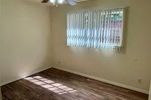 1411 Indiana St, Houston, TX 77006 - Photo 9