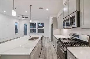 1524 Ojeman Rd, Houston, TX 77055 - Photo 9