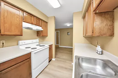 9700 Leawoo Boulevard #1002, Houston, TX 77099 - Photo 21