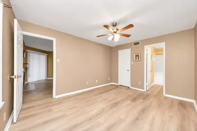 9700 Leawoo Boulevard #1002, Houston, TX 77099 - Photo 31