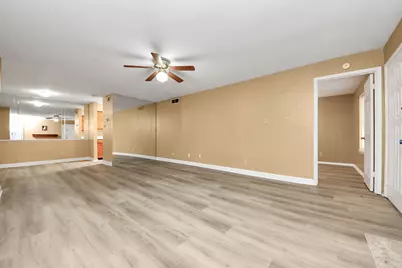 9700 Leawoo Boulevard #1002, Houston, TX 77099 - Photo 9