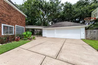 14 Sterling Court, Sugar Land, TX 77479 - Photo 35