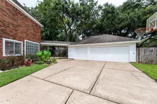 14 Sterling Ct, Sugar Land, TX 77479 - Photo 35