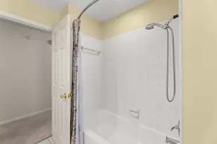 14 Sterling Ct, Sugar Land, TX 77479 - Photo 29
