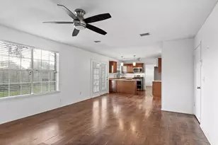 5304 Spring Branch Dr, Pearland, TX 77584 - Photo 7