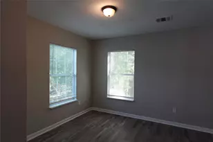 7806 Beckley St, Houston, TX 77088 - Photo 11