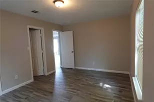 7806 Beckley St, Houston, TX 77088 - Photo 15