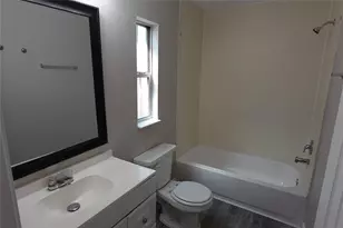 7806 Beckley St, Houston, TX 77088 - Photo 17