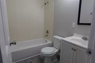 7806 Beckley St, Houston, TX 77088 - Photo 9