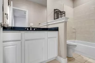 5976 Kansas St, Houston, TX 77007 - Photo 7