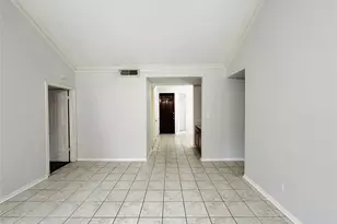 5200 Weslayan St, Houston, TX 77005 - Photo 9