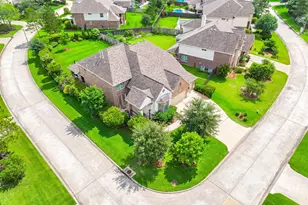 90 Birch Canoe Dr, Tomball, TX 77375 - Photo 5