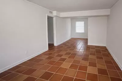 1928 North Blvd #02, Houston, TX 77098 - Photo 1