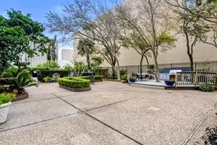 5150 Hidalgo St, Houston, TX 77056 - Photo 9