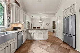 408 Allan St, Friendswood, TX 77546 - Photo 21