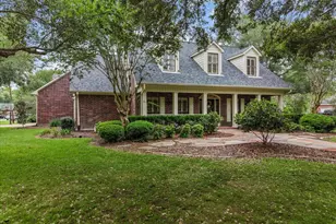408 Allan St, Friendswood, TX 77546 - Photo 3