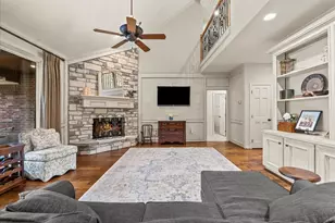 408 Allan St, Friendswood, TX 77546 - Photo 13