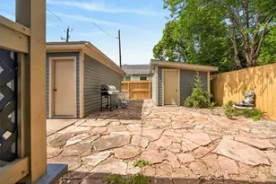 3828 Bernardo De Galvez Ave, Galveston, TX 77550 - Photo 21