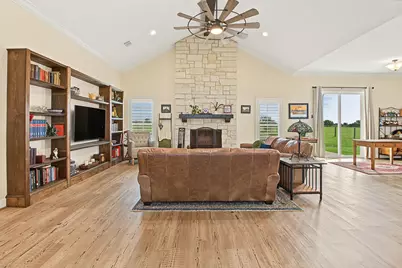 13549 Reagans Way, Navasota, TX 77868 - Photo 7