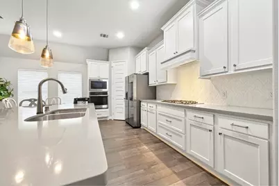 12510 Pierson Hollow Drive, Humble, TX 77346 - Photo 11