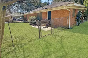 312 S 5th St, Crockett, TX 75835 - Photo 5