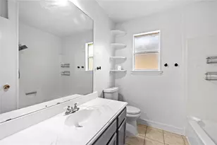 6327 Lynkat Ln, Houston, TX 77083 - Photo 19