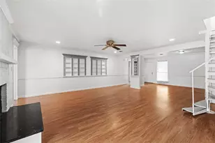 6327 Lynkat Ln, Houston, TX 77083 - Photo 9
