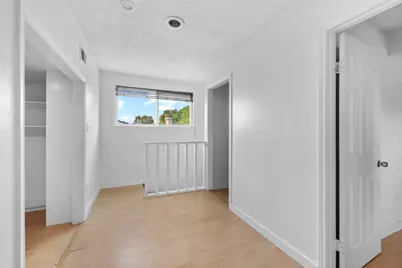 6327 Lynkat Lane, Houston, TX 77083 - Photo 23