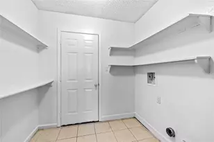 6327 Lynkat Ln, Houston, TX 77083 - Photo 21
