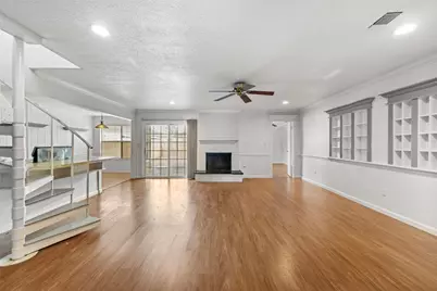 6327 Lynkat Lane, Houston, TX 77083 - Photo 7