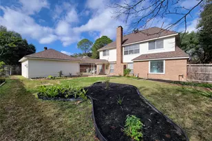 3926 Felicia Dr, Sugar Land, TX 77479 - Photo 35