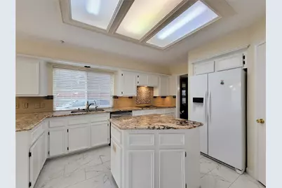 3926 Felicia Drive, Sugar Land, TX 77479 - Photo 9