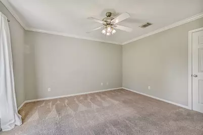 304 Chester Drive, Friendswood, TX 77546 - Photo 37